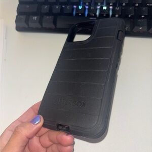 OtterBox Sleek Black Phone Case IPhone 15, 13 & 14